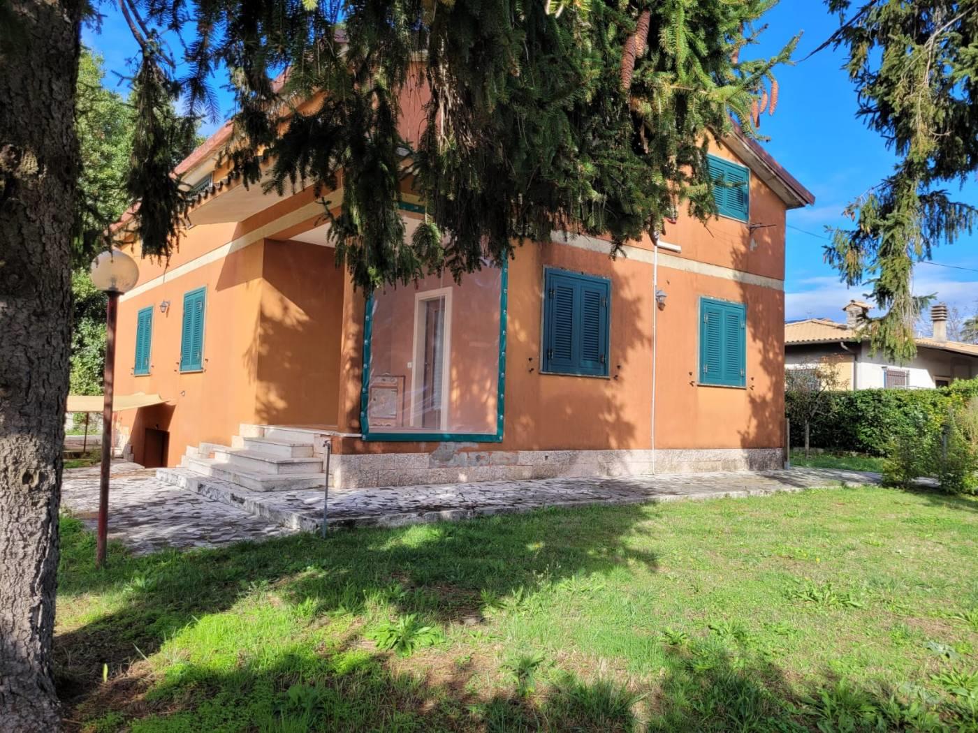 Villa unifamiliare, ottimo stato, 284 m², Carchitti, Palestr