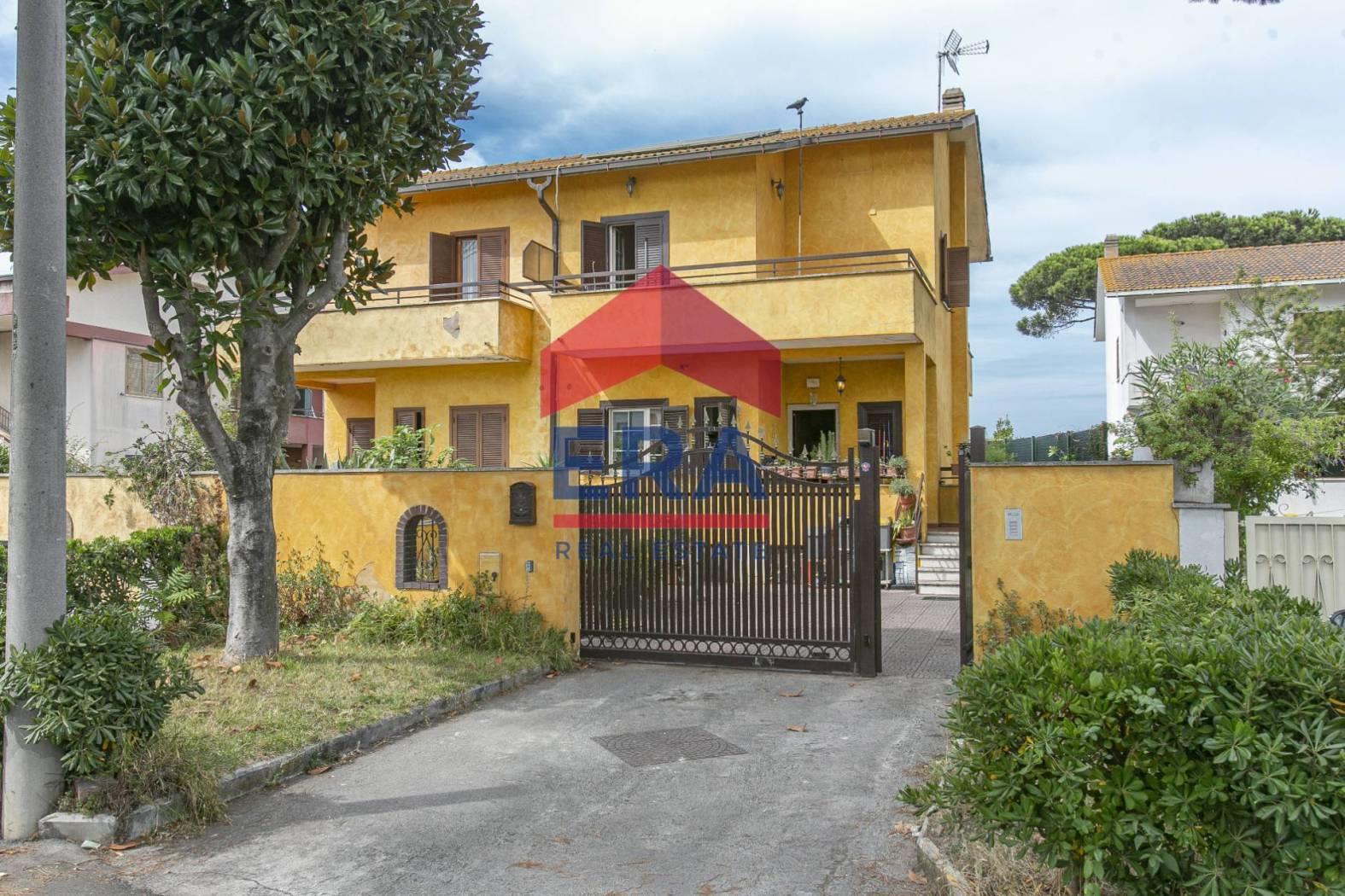 Villetta bifamiliare in vendita a Anzio, Lavinio Lido di Ene