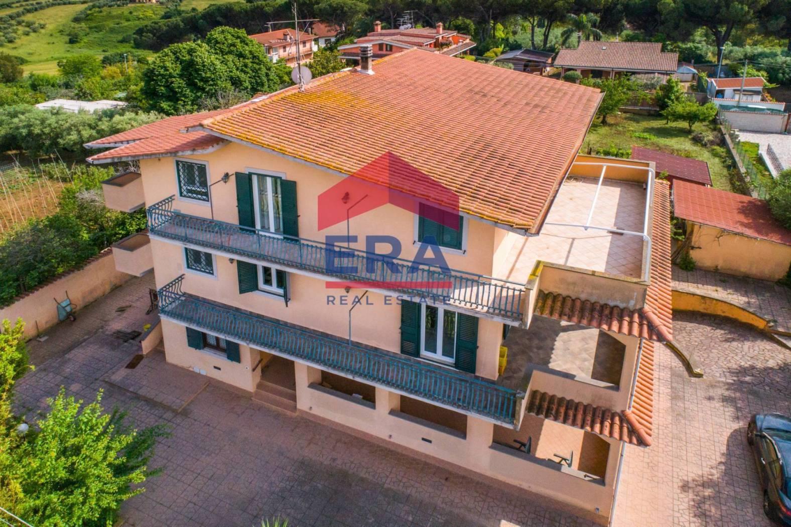 Villa singola in vendita a Pomezia, Castagnetta