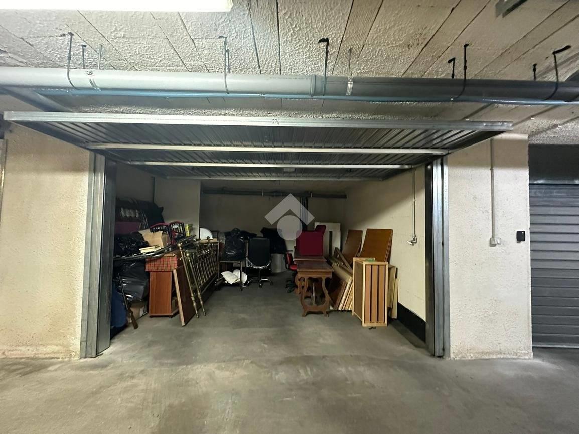 Garage - Box in Vendita